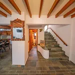 Petrochtisto Coastal Escape With Pool And Sea Views