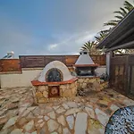 Вилла Petrochtisto Coastal Escape With Pool And Sea Views *