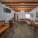 Petrochtisto Coastal Escape With Pool And Sea Views *